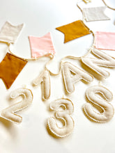 Charger l'image dans la galerie, Guirlande de LETTRES : taille regulière