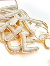 Charger l'image dans la galerie, Guirlande de LETTRES : taille regulière