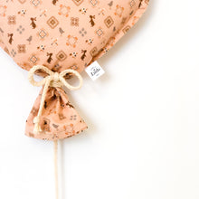 Charger l'image dans la galerie, Ballon mural de fête : COTTAGE