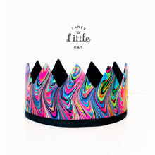 Charger l'image dans la galerie, Couronne de fête : FUNKY