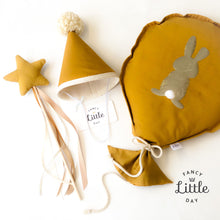 Charger l'image dans la galerie, Kit de fête: CHAPEAU, BAGUETTE et BALLON