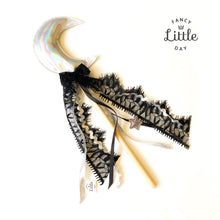 Charger l'image dans la galerie, Baguette LUNE Personnalisée