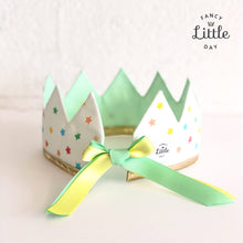 Charger l'image dans la galerie, Couronne de fête : MINI ÉTOILES