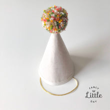 Charger l'image dans la galerie, Chapeau de fête : POMPOM AU CHOIX