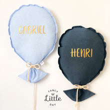 Charger l'image dans la galerie, Ballons muraux de fête BLEU : ballon de baudruche en tissus pour décorer. Fancy Little Day. Joyeux noël
