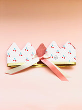 Charger l'image dans la galerie, Couronne de fête : CERISES