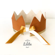 Charger l'image dans la galerie, Couronne de fête : CARAMEL