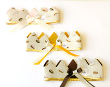 Charger l'image dans la galerie, Couronne de fête : DONUTS