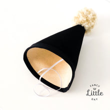 Charger l'image dans la galerie, Chapeau de Fête : NOIR et POMPON BEIGE