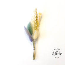 Charger l'image dans la galerie, AJOUT Mini bouquet de fleurs séchées .